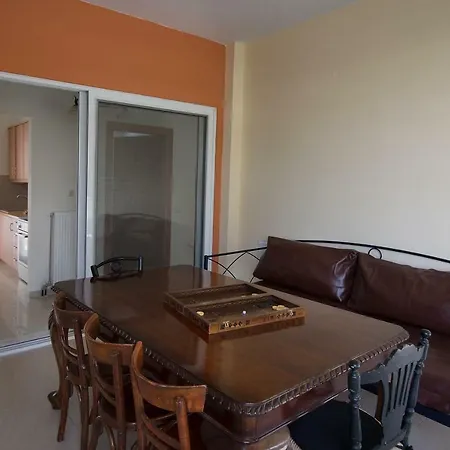 Explore From A Brand New Appartement