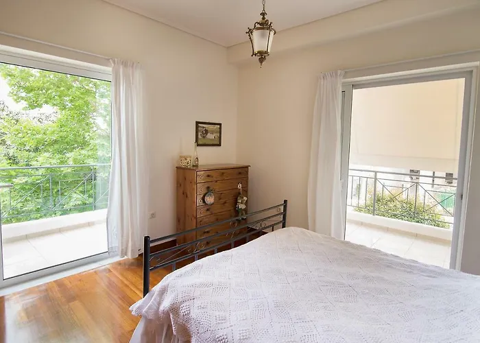 Explore From A Brand New Appartement *