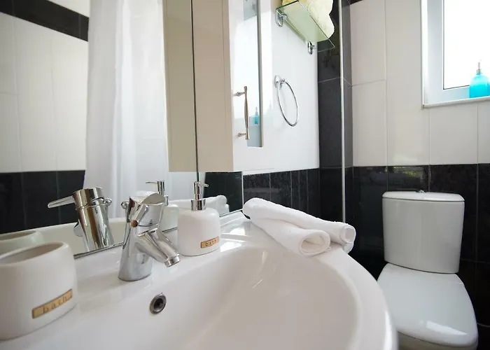 Apartman Explore From A Brand New *